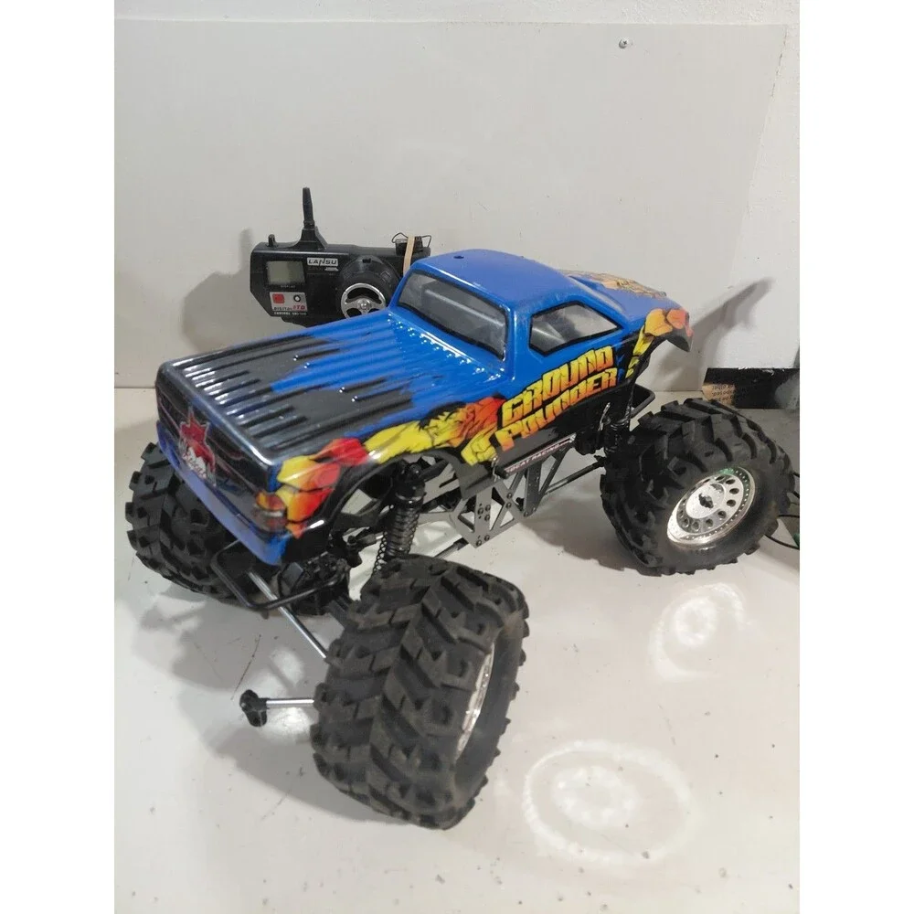 Redcat Racing Radio Control (R/C) Ground Pounder 4x4x4 Monster Truck Roller